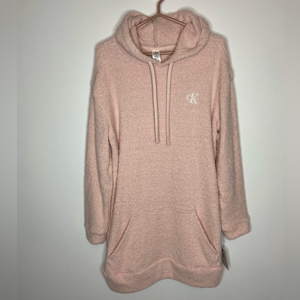 CALVIN KLEIN Sleepwear Size M Pink Soft And Cuddly NWT
